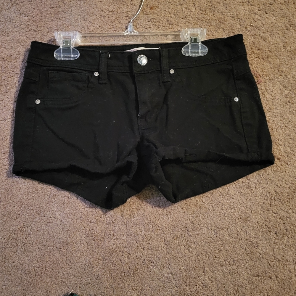 Women's shorts size 7